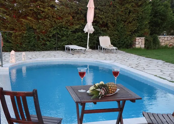 Stamata Tsoukaládhes